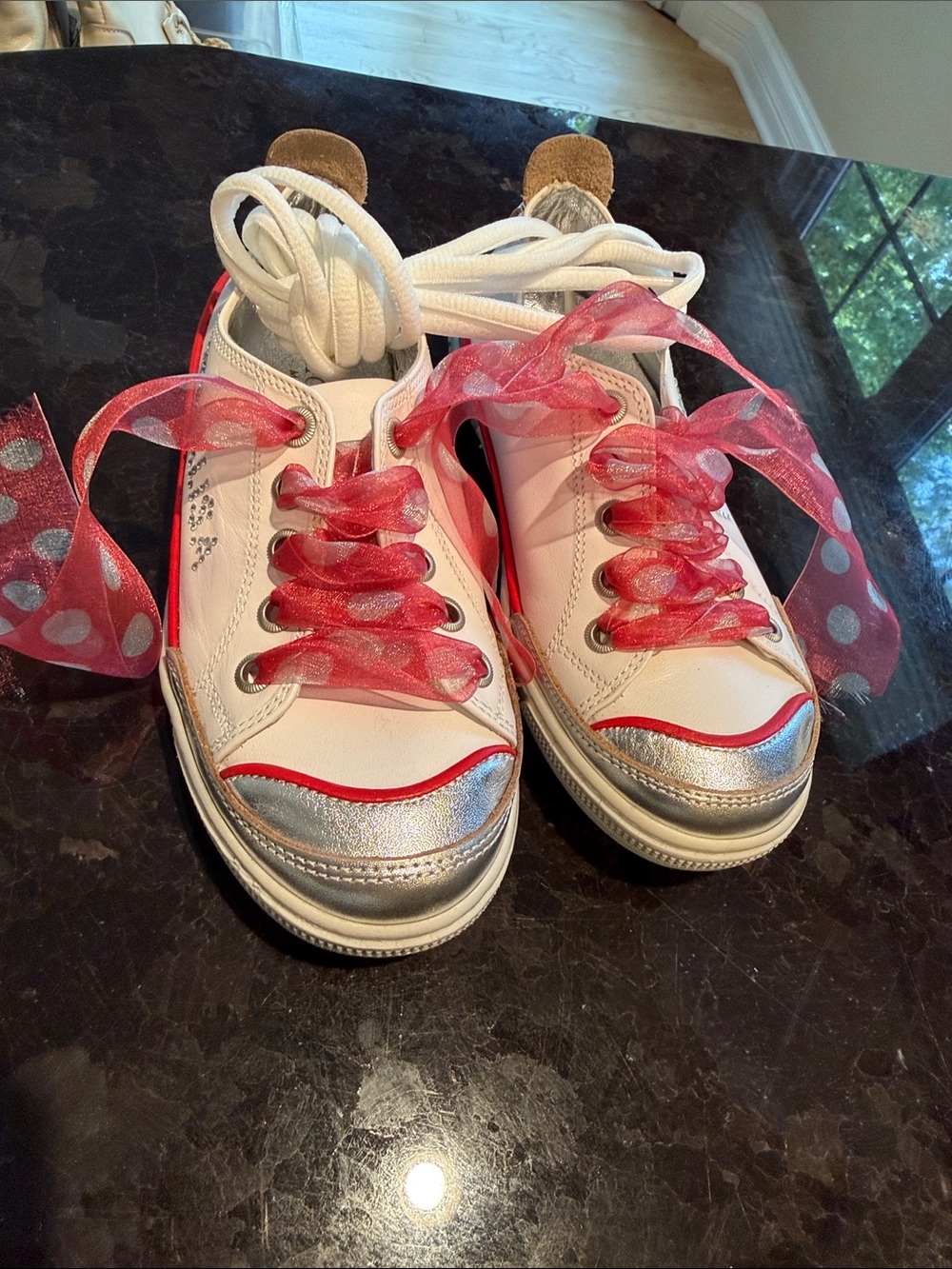 MonnaLisa White and Pink Kids Sneakers with Silver Toe Caps